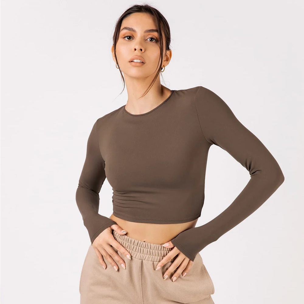 Slim Long Sleeve Crop Top in Brown & Tan